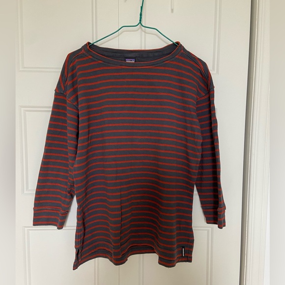 Patagonia Misty Meadow 3/4 sleeve top (red and grey stripes) | women US medium - Picture 2 of 8